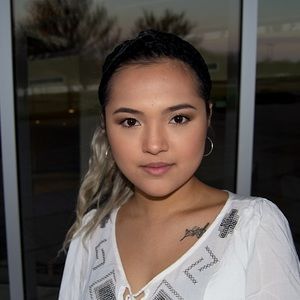 Meet your Posher, Adrianna